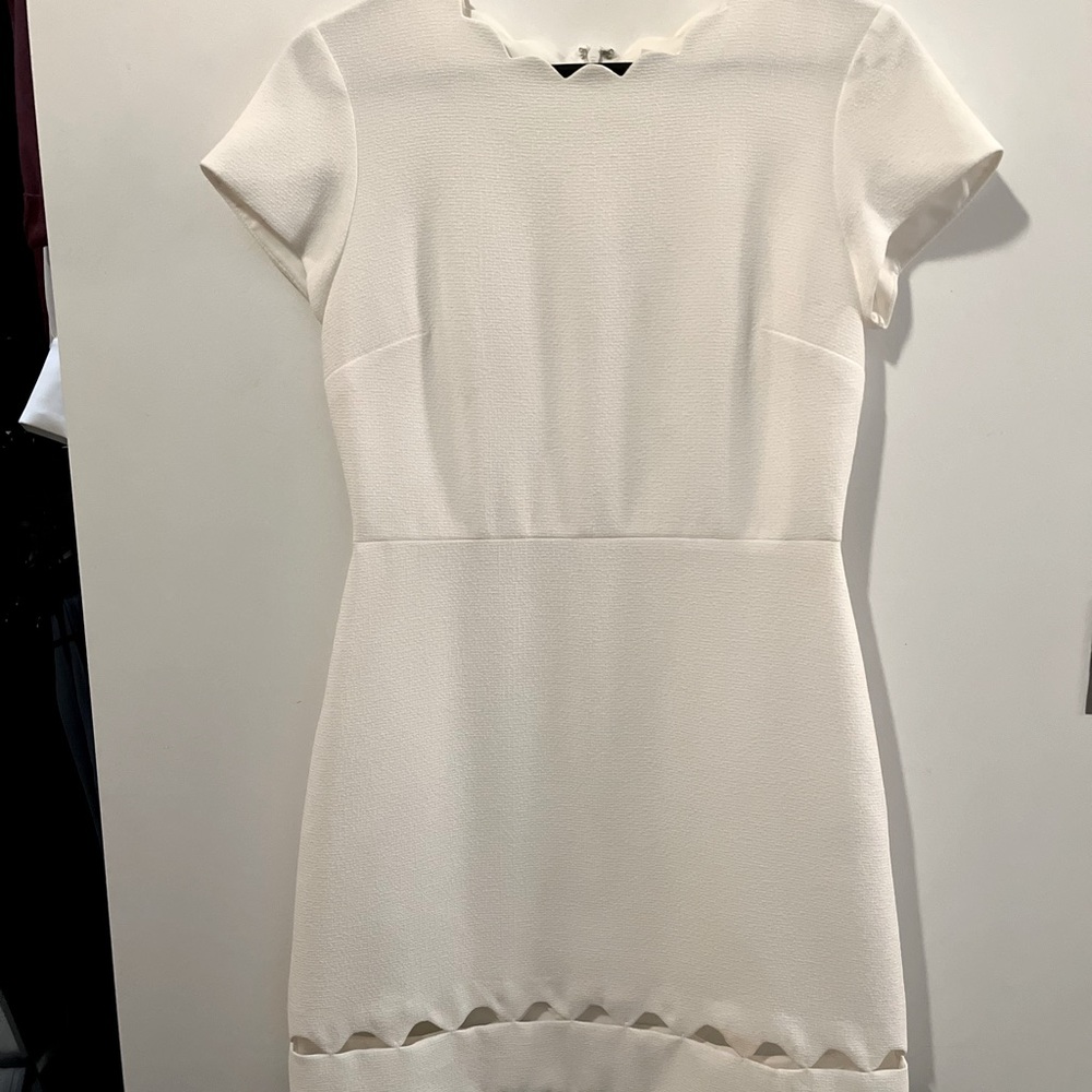 Club Monaco white dress with scalloped edges
